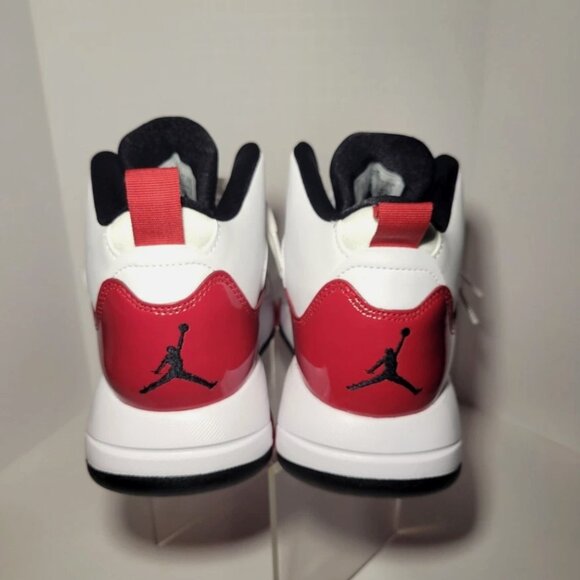 Air Jordan Maxin 200 White Gym Red sz 9 (Factory Defect) main image 5